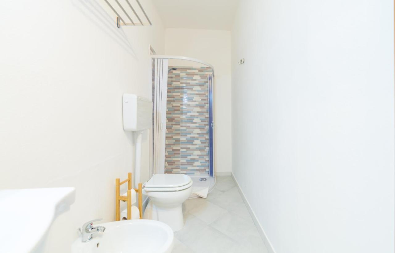 Brezza B&B Golfo Aranci Exterior photo