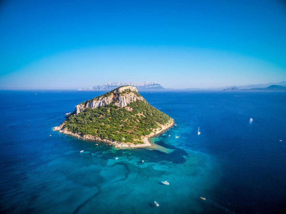 Brezza B&B Golfo Aranci Exterior photo